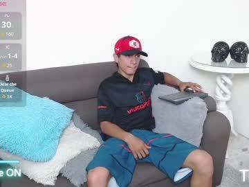 Mateocruz_, Age 20, M – Latino & Cum - Live Performer