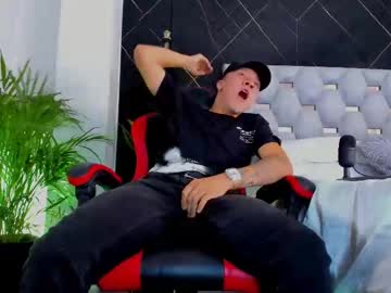 mathius_xxx - Live Performer