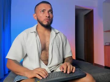 maximusclark1 - Live Performer