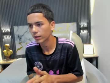 Meliodas18_, Age 20, M – Teen & Twink - Live Performer