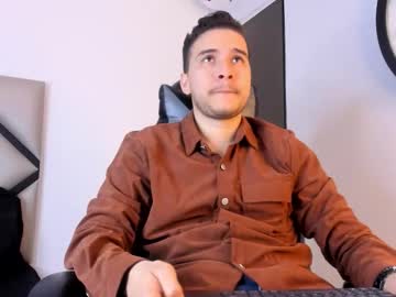 Mike_257_, Age 25, M – New & Young - Live Performer