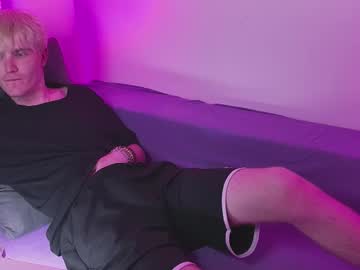 Mikkijohnson, Age 21, M – Twink & Gay - Live Performer