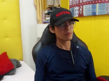 Militohot, Age 21, M – New & Bigcock - Live Performer