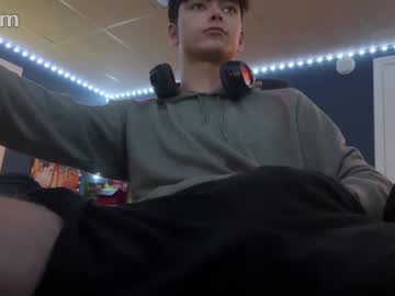 Moserb_1, Age 19, M – Bigcock & Bwc - Live Performer