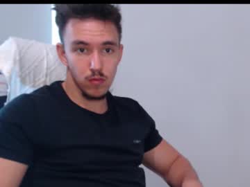 muscledanny69 - Live Performer
