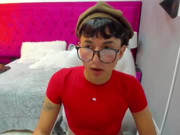 Nash_kai11, Age 20, M – Gay & Sissy - Live Performer