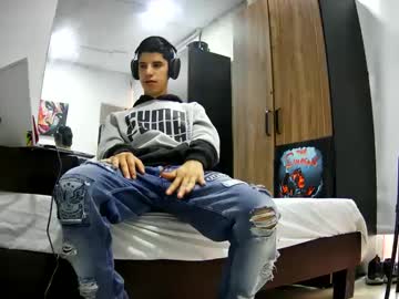 newlatino1 - Live Performer
