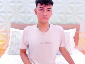 nix_peach - Live Performer