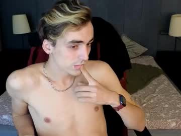 Oliver__martinez, Age 19, M - Live Performer
