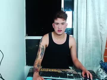 oliver_onasis_ - Live Performer