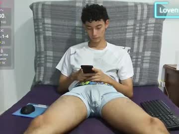 Oliver_rayman, Age 20, M – Latino & Bigcock - Live Performer