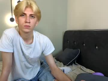 Oliver_starboy, Age 18, M – Gay & Cum - Live Performer