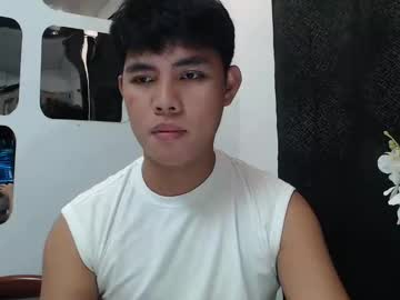 p1noytwink_ - Live Performer