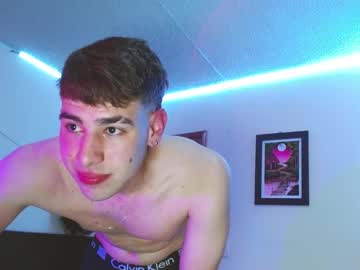 Papinoha, Age 19, M – Bigdick & Sexy - Live Performer