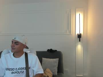 paradise_boy_s - Live Performer