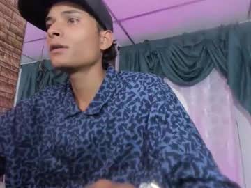 Paul_booy, Age 21, M – Latino & 18 - Live Performer