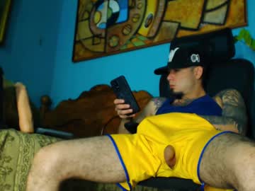 Phlilloyhighclouds, M – Master & Party - Live Performer
