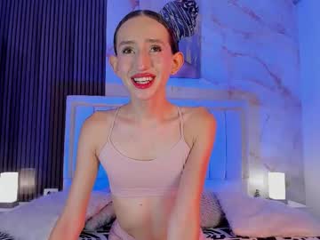 Pinky_peach_, Age 20, M – Young & Lovense - Live Performer