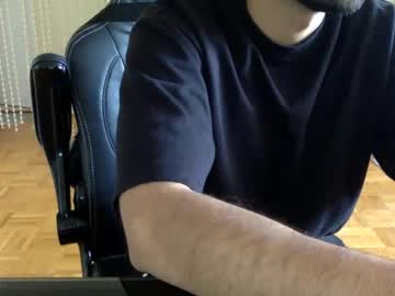Raul_perez731, Age 30, M – Uncut & Bigcock - Live Performer