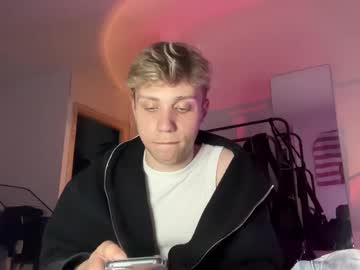 Ronnie_nie, Age 21, M - Live Performer