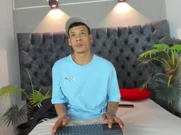 Roy_rusell, Age 25, M – Bigcock & Cum - Live Performer