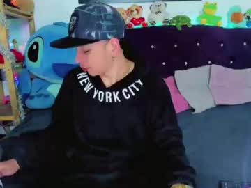 sexys23_hot - Live Performer