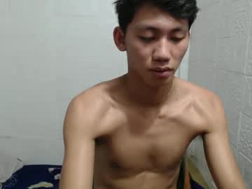 skinny_guy29 - Live Performer
