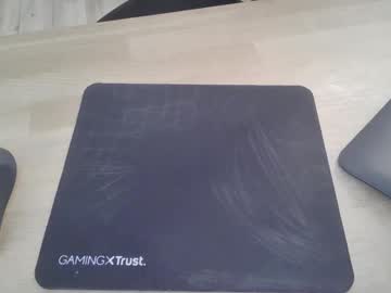 small_tom_ass - Live Performer