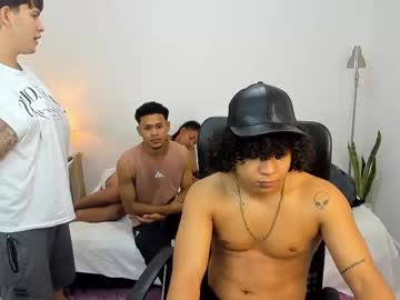 sneker_master7 - Live Performer