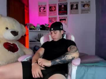 Stevens_by, Age 20, M – 18 & Muscle - Live Performer