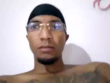 Stronganddelicious, Age 24, M - Live Performer