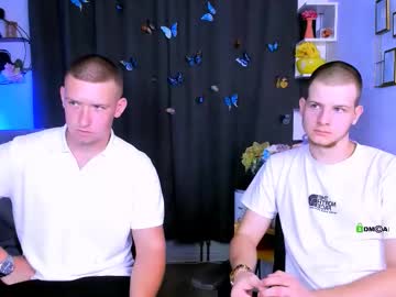 Sylus_dark, Age 21, M – Feet & Blonde - Live Performer