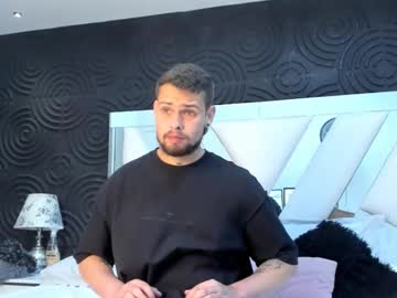 Teowolf, Age 26, M – Cum & Muscle - Live Performer