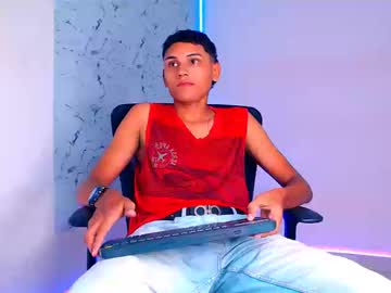 The_crack71, Age 19, M – Bigcock & Cum - Live Performer