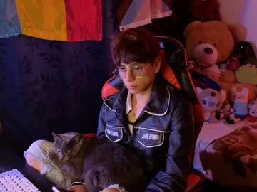 Theprince_red, Age 20, M – Twink & Femboy - Live Performer