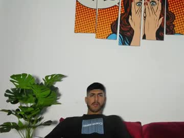 Thomasblaze, Age 23, M – Bigcock & Latin - Live Performer