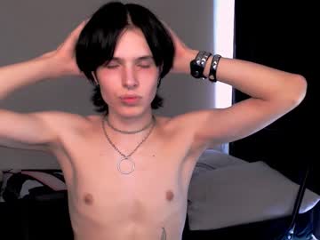 timi_moon - Live Performer