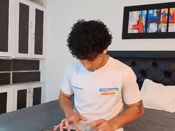 troy_daltom - Live Performer