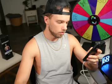 troy_greenxo - Live Performer