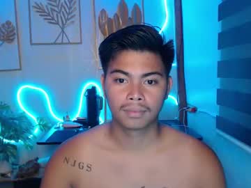 ur_asian_babe143 - Live Performer