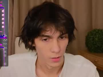 Va1ora, Age 18, M – New & Bigcock - Live Performer