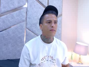 victor_montero - Live Performer