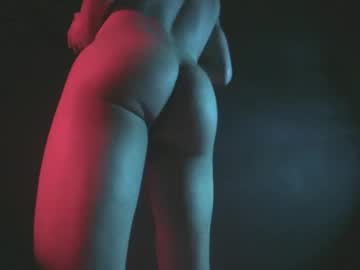 Visualslonely, Age 25, M – Young & Kinky - Live Performer