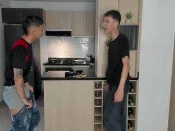 voyeurism_guys - Live Performer