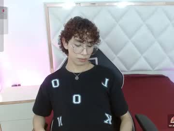 yessy_tay - Live Performer