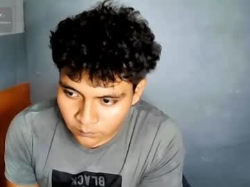 Yourfavboyy1, Age 18, M – Gay & Anal - Live Performer