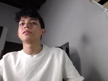 Zarekneo, Age 19, M - Live Performer